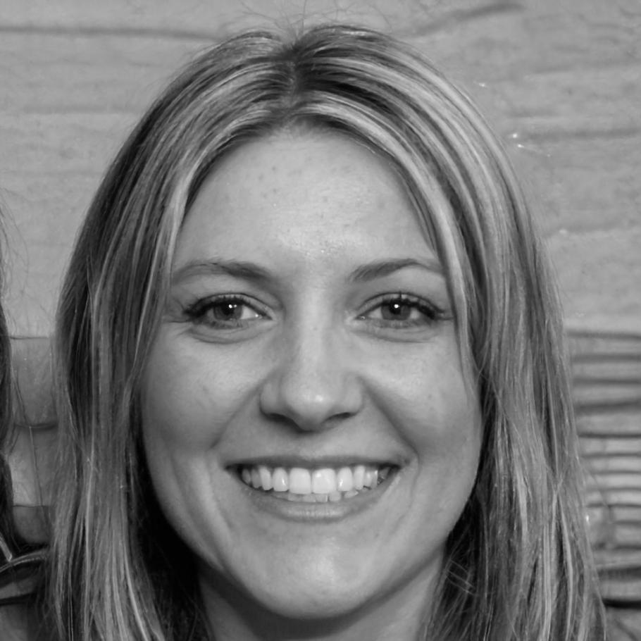 Carmen Dumitrescu - Specialist în modelarea financiară